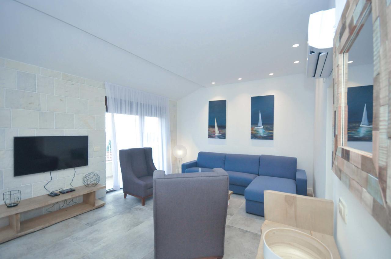 Corso Levante Luxury Suites Petrovac Kültér fotó