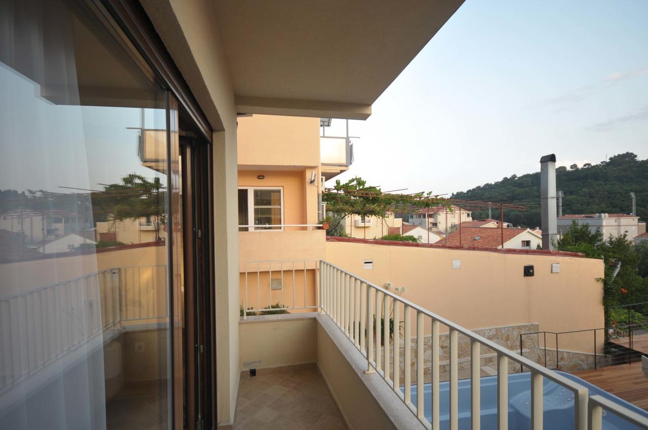 Corso Levante Luxury Suites Petrovac Kültér fotó