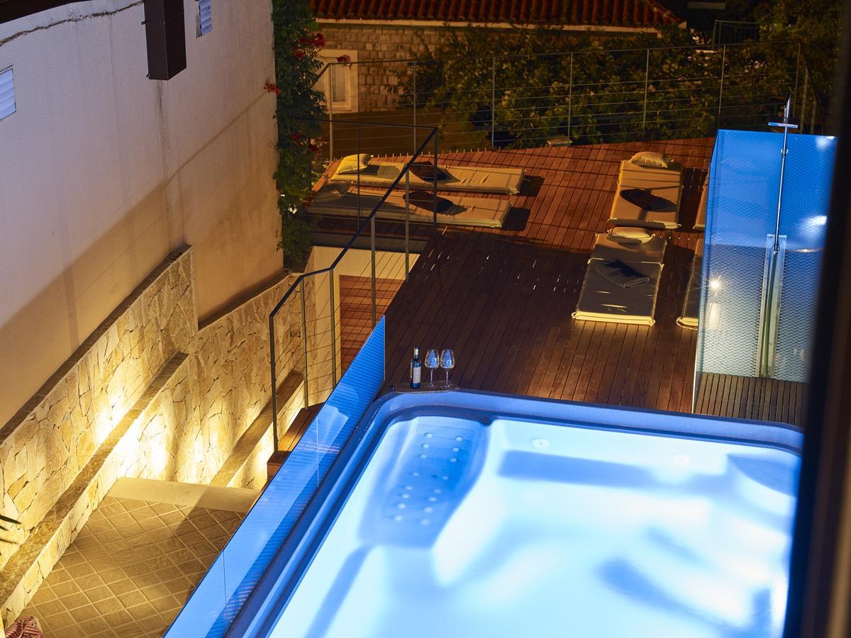 Corso Levante Luxury Suites Petrovac Kültér fotó